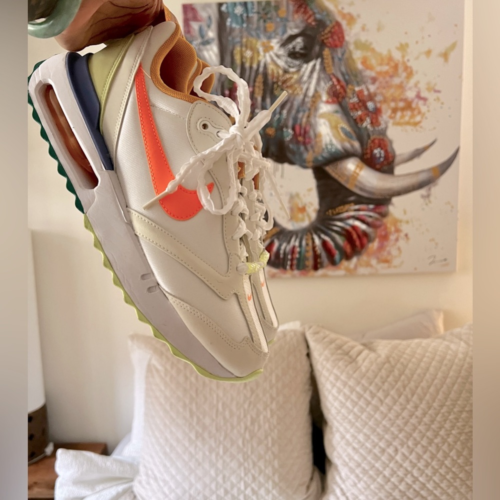 NIKE AIR MAX DAWN 🤍